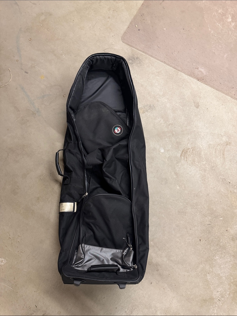 Black Rolling Golf Bag - GB